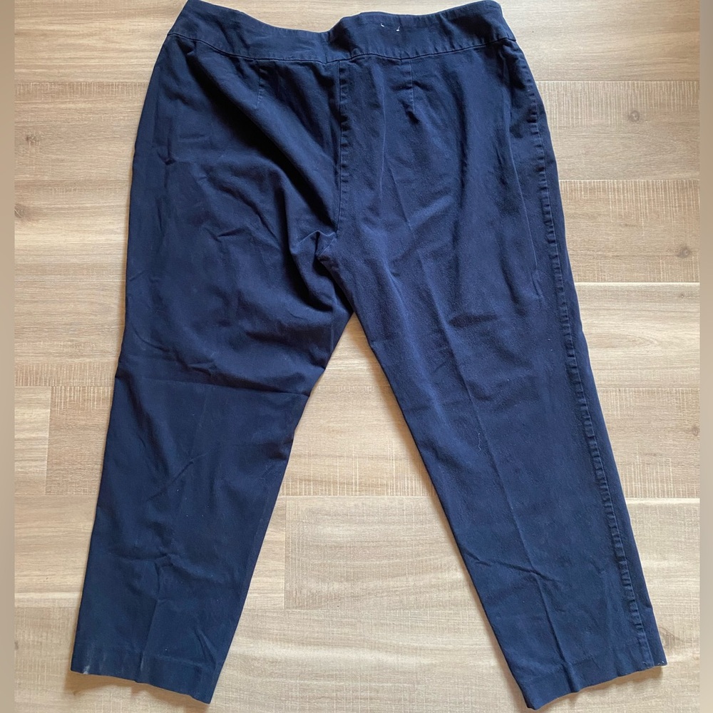 Crown & Ivy Curvy Women’s Pull On Pants - Picture 3 of 5
